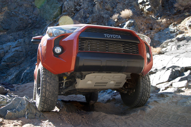 Обои картинки фото toyota 4runner trd 2015, автомобили, toyota, 2015, trd, 4runner