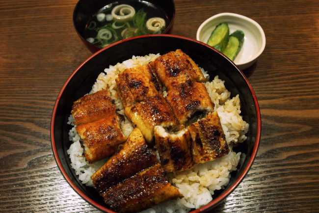 Обои картинки фото еда, рыба,  морепродукты,  суши,  роллы, деликатесы