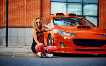 Картинка автомобили -авто+с+девушками peugeot