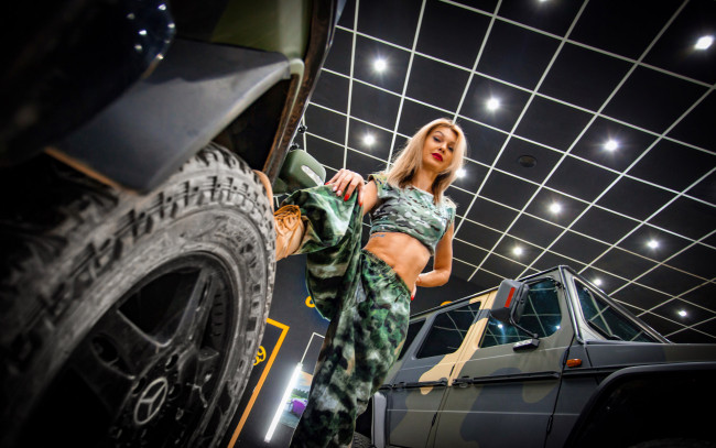 Обои картинки фото автомобили, -авто с девушками, mercedes, g-class