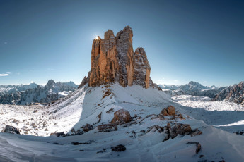 Картинка three+peaks+of+lavaredo italy природа горы three peaks of lavaredo