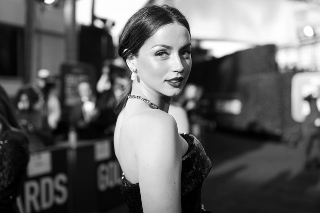 Обои картинки фото девушки, ana de armas, монохром