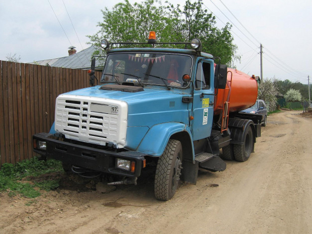 Обои картинки фото автомобили, зил, грузовики