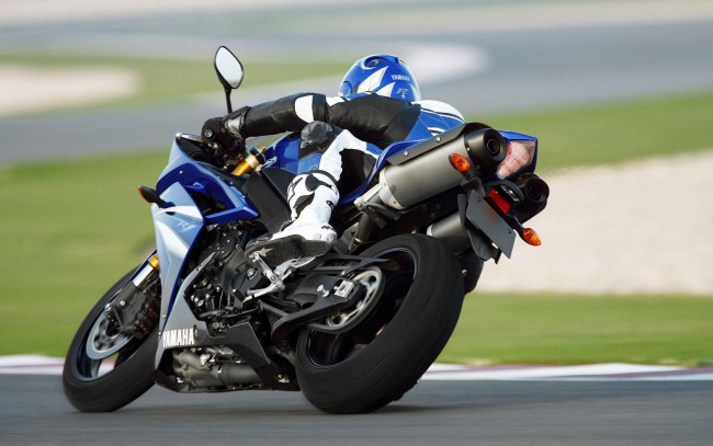 Обои картинки фото r1, мотоциклы, yamaha