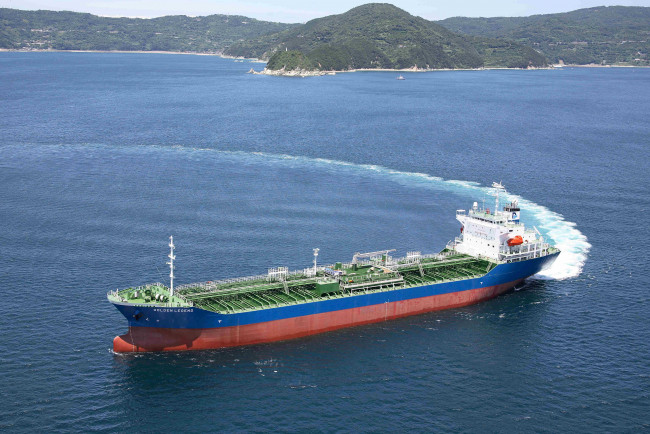 Обои картинки фото химический, танкер, golden, legend, корабли, танкеры