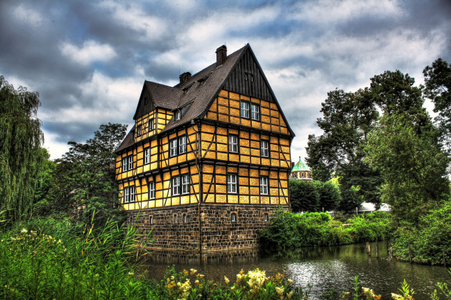 Обои картинки фото города, здания, дома, вода, дом