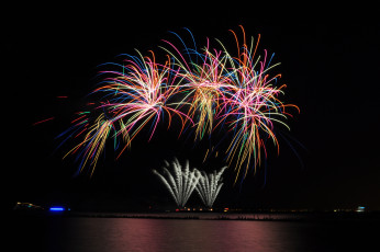 Картинка разное салюты фейерверки 4 июля