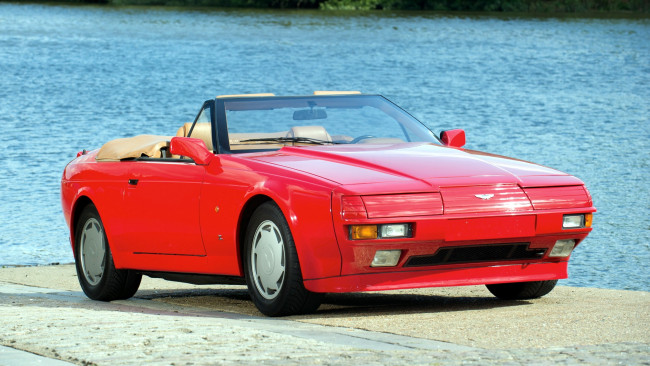 Обои картинки фото aston, martin, v8, автомобили, ltd, элитные, великобритания