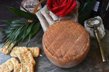 обоя еда, сырные изделия, сыр, роза, крекеры, ключ