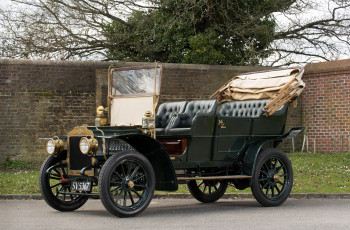 Картинка автомобили классика автомобиль фон