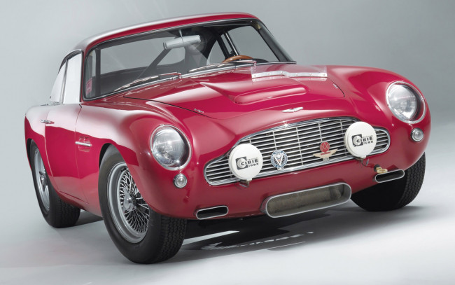 Обои картинки фото автомобили, aston martin, красный, ретро