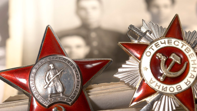 Обои картинки фото праздничные, день победы, красная, звезда, награды, победа