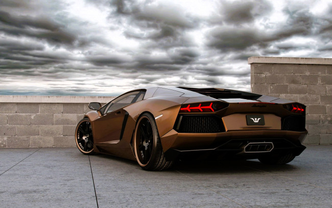 Обои картинки фото lamborghini aventador, автомобили, lamborghini, коричневы, тучи, площадка