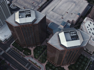 Картинка города здания дома