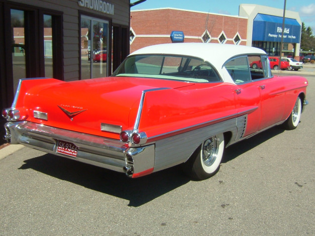 Обои картинки фото автомобили, cadillac