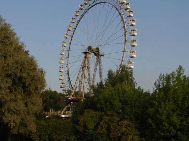 Обои картинки фото разное, карусели, качели, аттракционы