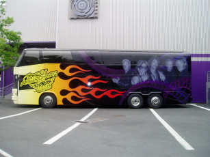 Картинка автомобили автобусы