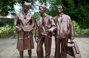 Картинка города памятники скульптуры арт объекты