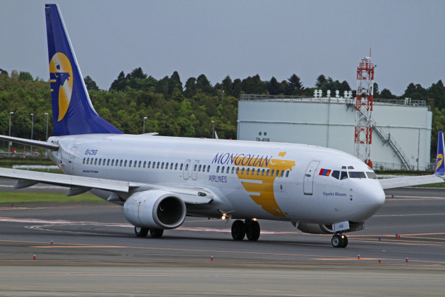 Обои картинки фото авиация, пассажирские, самолёты, аэропорт, самолет