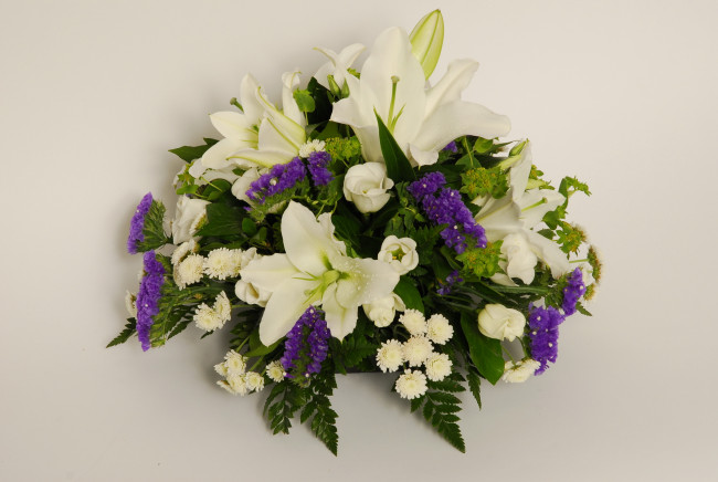 Обои картинки фото цветы, букеты, композиции, букет, лилии, розы, хризантемы