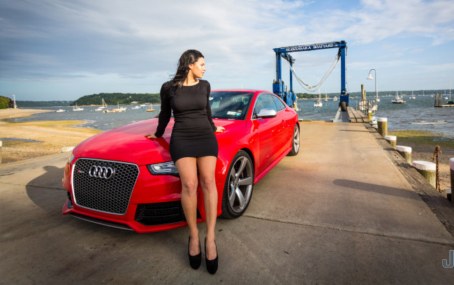 Обои картинки фото автомобили, авто с девушками, audi