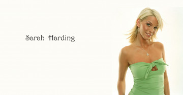 обоя девушки, sarah harding, взгляд, топ, кулон, блондинка, улыбка, сара, хардинг