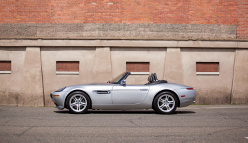 Картинка автомобили bmw z8 us-spec e52