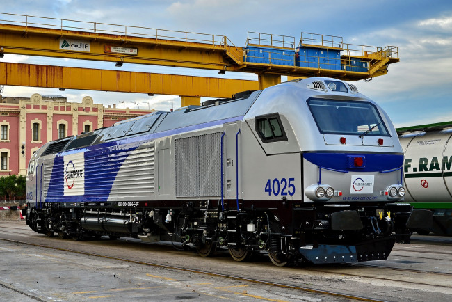 Обои картинки фото техника, локомотивы, рельсы, дорога, железная, локомотив