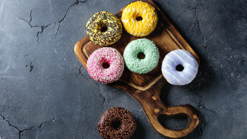 Картинка еда хлеб +выпечка пончики