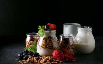 Картинка еда напитки ягоды йогурт