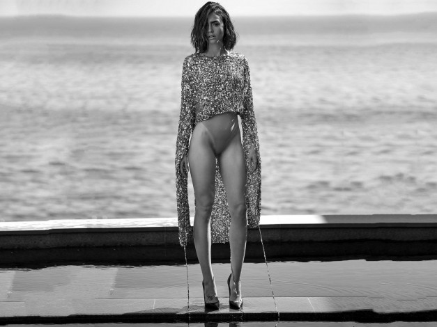 Обои картинки фото девушки, lily collins, монохром