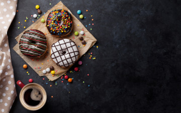 Картинка еда хлеб +выпечка пончики драже кофе