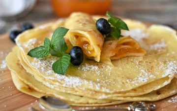 обоя еда, блины,  оладьи, мята, черника, варенье