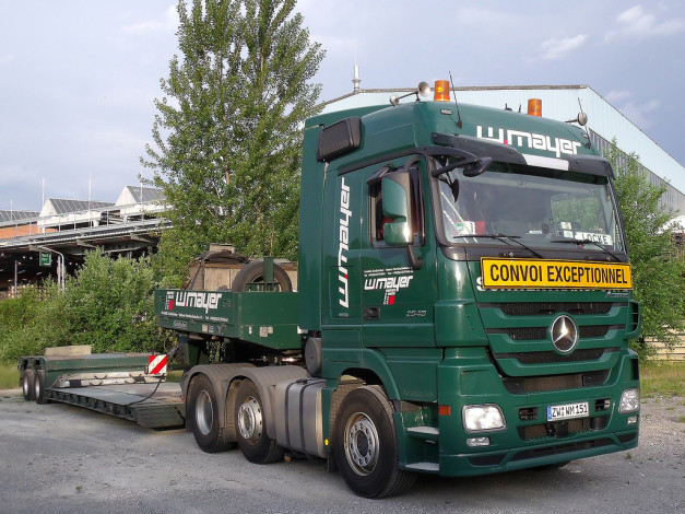 Обои картинки фото автомобили, mercedes, trucks