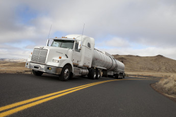 Картинка автомобили western star грузовик авто цистерна