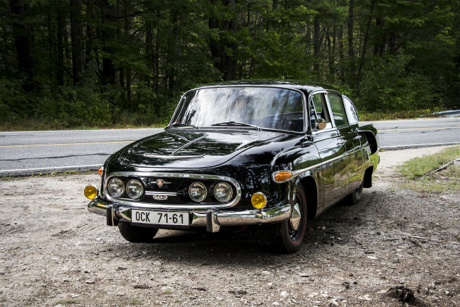 Обои картинки фото tatra 603,  1969, автомобили, tatra, автопробег, выставка, автошоу