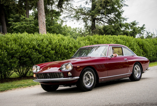 Обои картинки фото ferrari 330, автомобили, ferrari, автопробег, автошоу, выставка