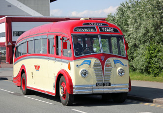 Картинка автомобили автобусы пассажирский транспорт