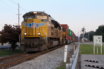 Картинка техника поезда состав локомотив рельсы дорога железная