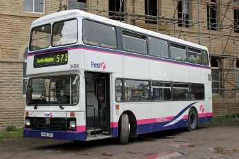 Картинка автомобили автобусы транспорт пассажирский