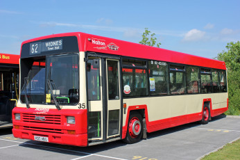 Картинка автомобили автобусы транспорт пассажирский