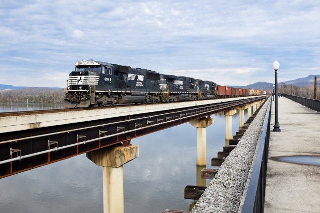 Обои картинки фото техника, поезда, железная, локомотив, рельсы, дорога, состав