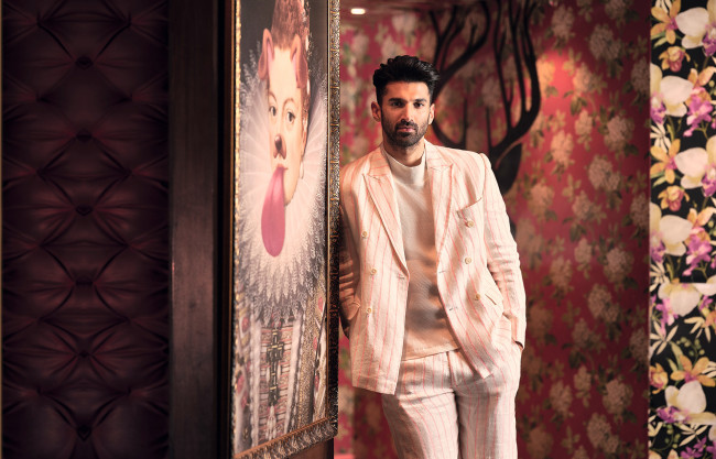 Обои картинки фото aditya roy kapoor for cosmo india 2020, мужчины, - unsort, адитья, рой, капур, индийский, актер, cosmo, india, февраль, 2020, автор, zinaili, malik