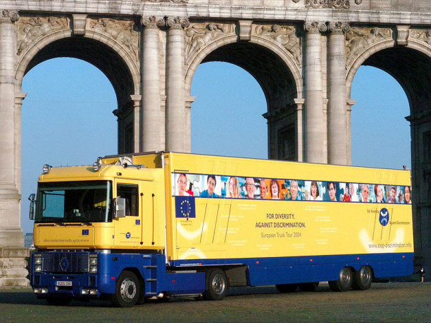 Обои картинки фото автомобили, renault, trucks