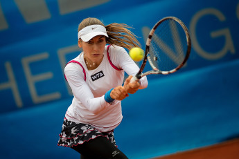 Картинка evtimova+dia спорт теннис девушка корт ракетка