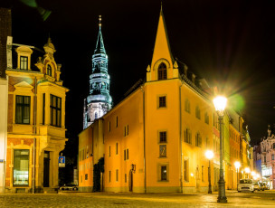 Картинка германия города -+огни+ночного+города здания фонари машины дорога автомобиль