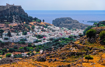 Картинка греция города -+панорамы облака водоем камни здания деревья