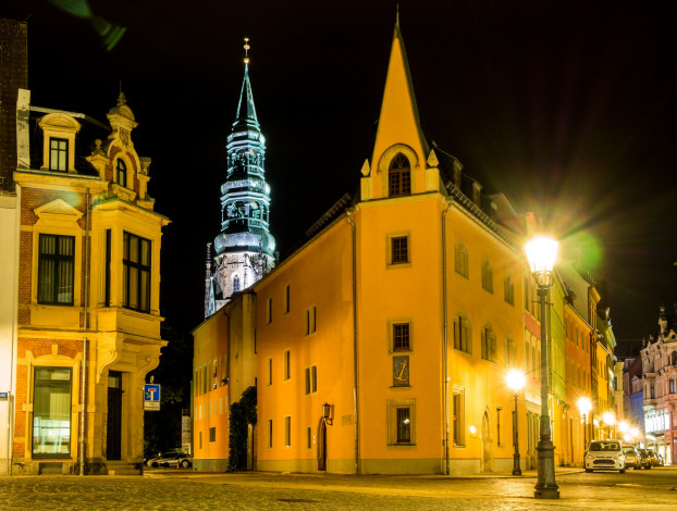 Обои картинки фото германия, города, - огни ночного города, здания, фонари, машины, дорога, автомобиль
