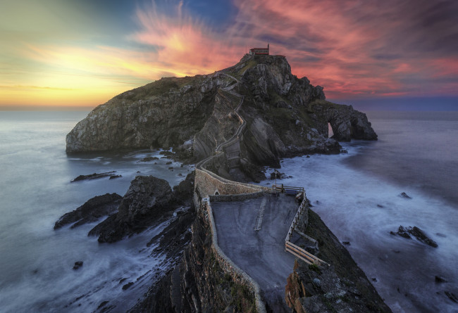 Обои картинки фото gaztelugatxe, города, - дворцы,  замки,  крепости, побережье