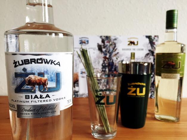 Обои картинки фото бренды, бренды напитков , разное, водка